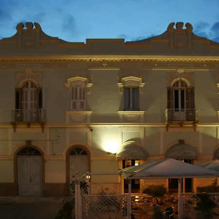Hieracon Hotel 4*
