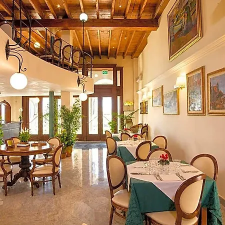 Hieracon 4* Carloforte (Isola di San Pietro)