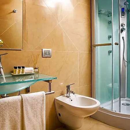 Hieracon Hotel 4*