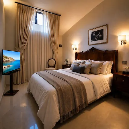 Hieracon Hotel
