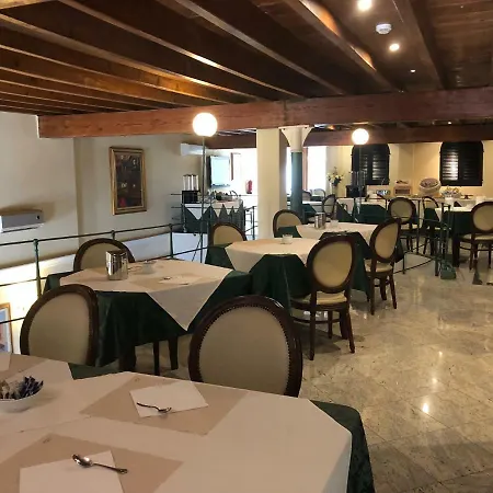 Hieracon Hotell