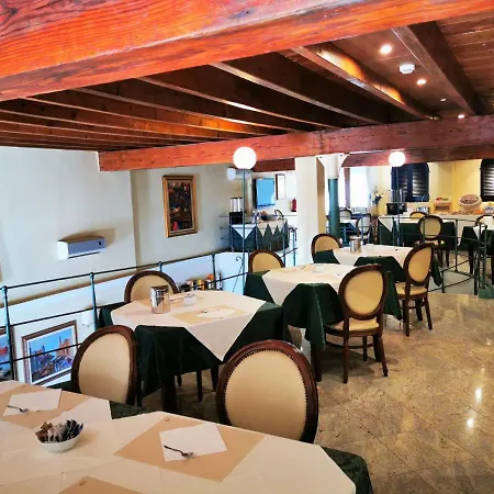 Hotell Hieracon 4*